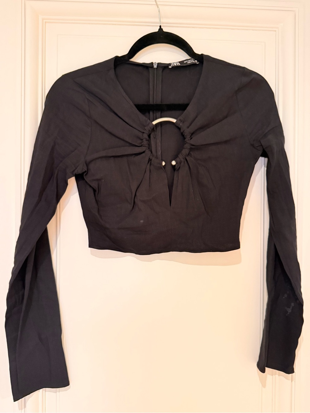 Women's Black Long-Sleeve with cut out ring detail
